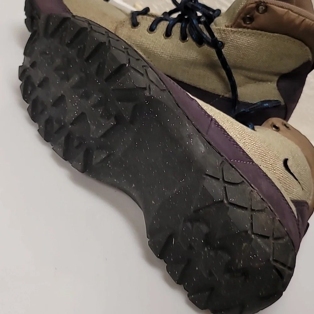 Nike ACG Rare Vintage90's Suede LaceUpHiking BootsOutdoor grape 7.5 sz like new! - Picture 8 of 11